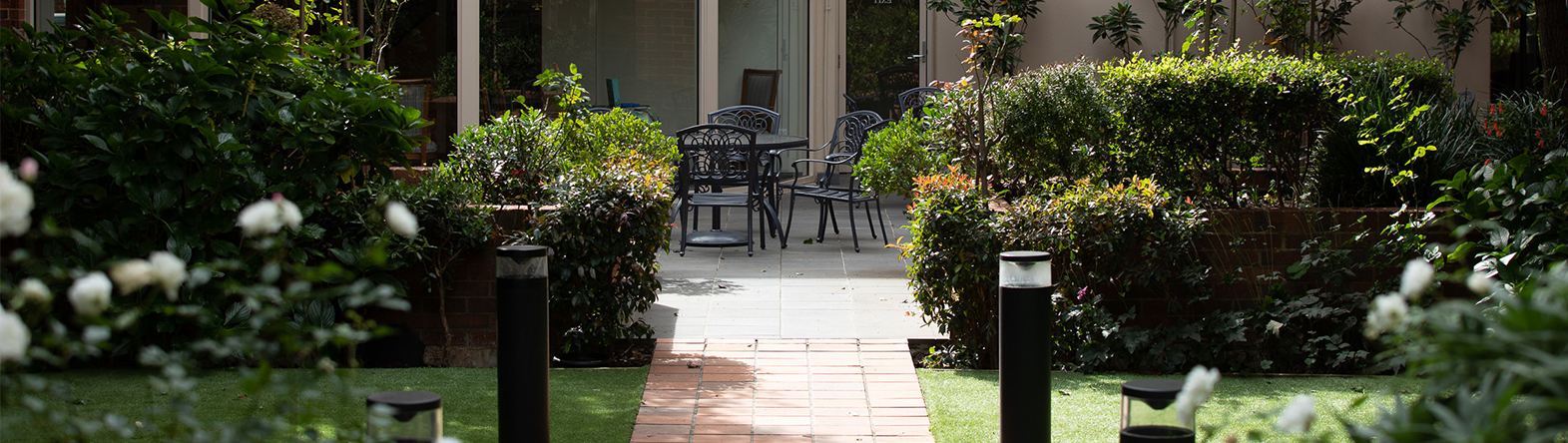 Prospect Hill Camberwell, retirement living - outside courtyard